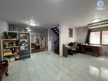 *****ทาวน์เฮ้าส์มือสองย่านนนทบุรี ม.บัวทอง1 บางใหญ่-เซ็นทรัลเวสเกต หลังมุม! เนื้อที่ 35 ตร.ว. ฟังก์ชัน 2 ห้องนอน 2 ห้องน้ำ 2 ที่จอดรถ แถมฟรี! 2 เครื่องปรับอากาศ, 1 เครื่องทำน้ำอุ่น บนทำเลเยี่ยม เชื่อมต่อถ.กาญจนาภิเษก, ถ.รัตนาธิเบศร์ ใกล้รถไฟฟ้าสายสีม่วง "สถานีคลองบางไผ่" และทางด่วน